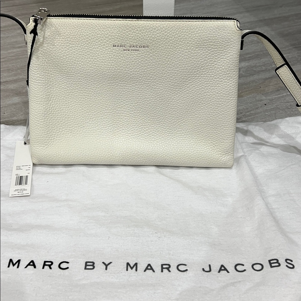 Marc Jacobs Cream Leather Crossbody Bag. New with tags.